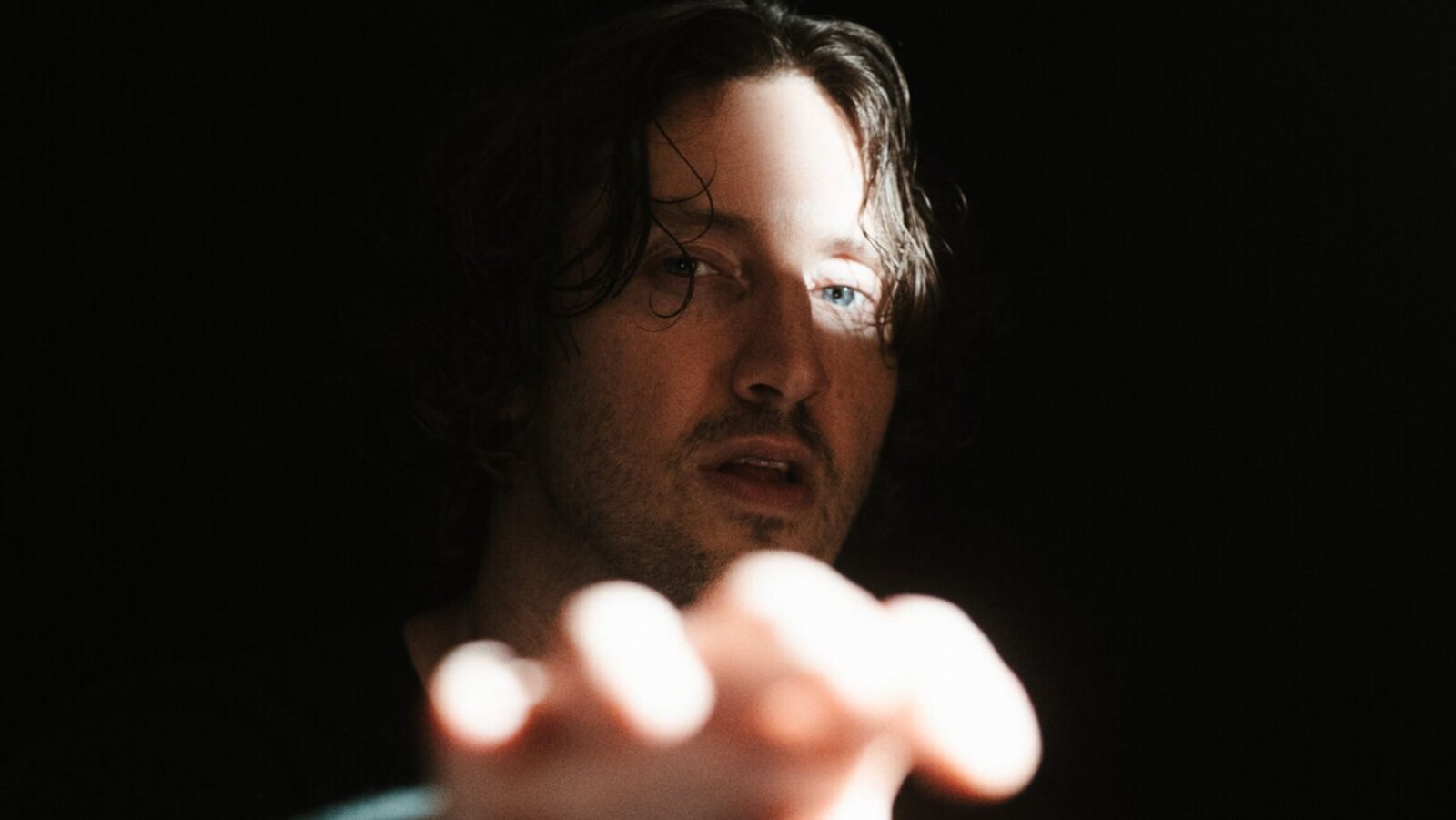 Dean Lewis